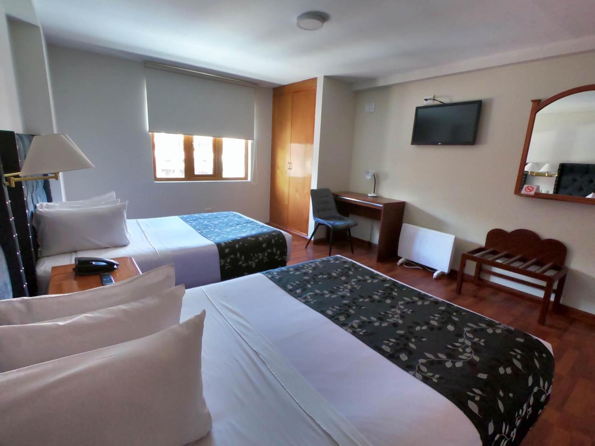 คาโซนา พลาซา โฮเต็ล Hotel ปูโน ภายนอก รูปภาพ